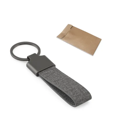 Raven – Porte-clés de forme rectangulaire en métal et pet recyclé (30% recyclé)