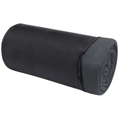 La couverture à carreaux unie Huggy est composée à 100 % de polaire 200 g/m², une matière douce et confortable qui fournit ra
